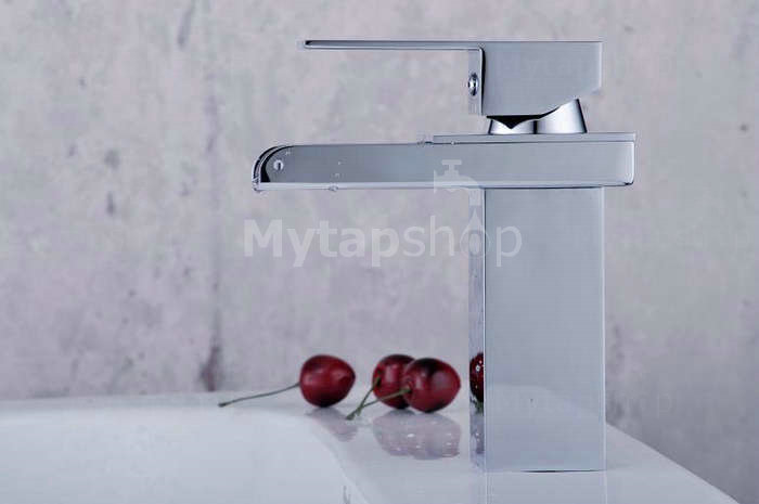 Contemporary Single Handle Chrome Waterfall Bathroom Sink Tap - T0510 - Click Image to Close