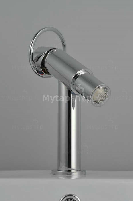 Contemporary Single Handle Chrome Centerset LED Bathroom Sink Tap - T0618F - Click Image to Close