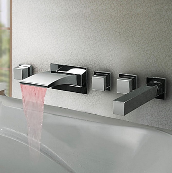 Thermochromic Contemporary Chrome Finish LED Waterfall Bathroom Tub Tap T8043 - Click Image to Close
