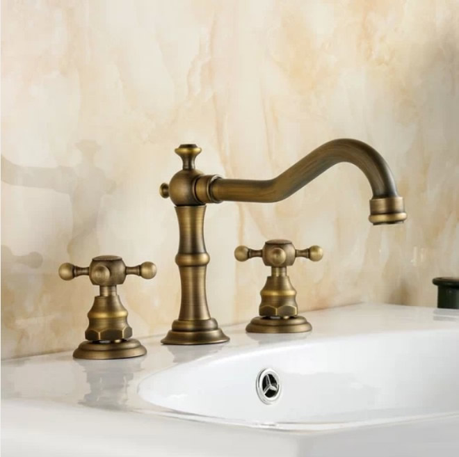 Classic Widespread Bathroom Sink Tap - Antique Brass Finish T0477B - Click Image to Close