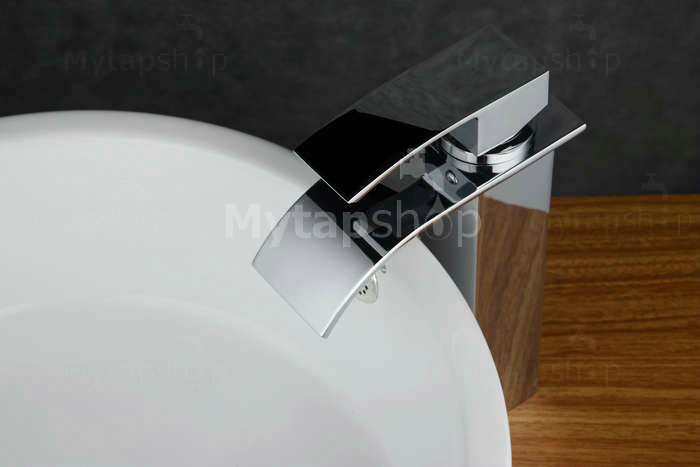 Contemporary Brass Waterfall Bathroom Sink Tap (Tall) T0517H - Click Image to Close