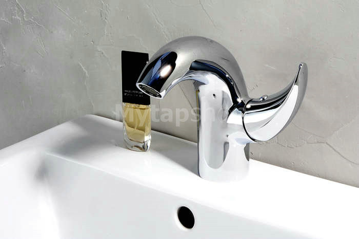 Contemporary Centerset Chrome Finish Bathroom Sink Tap T0548