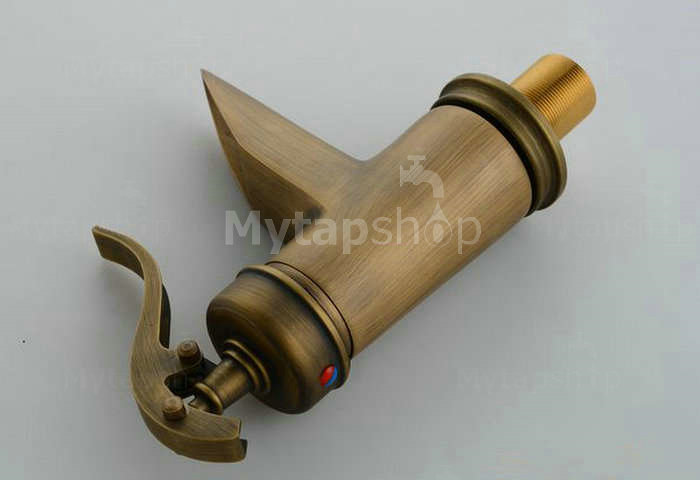 Single Handle Antique Brass Centerset Bathroom Sink Tap T0599A - Click Image to Close