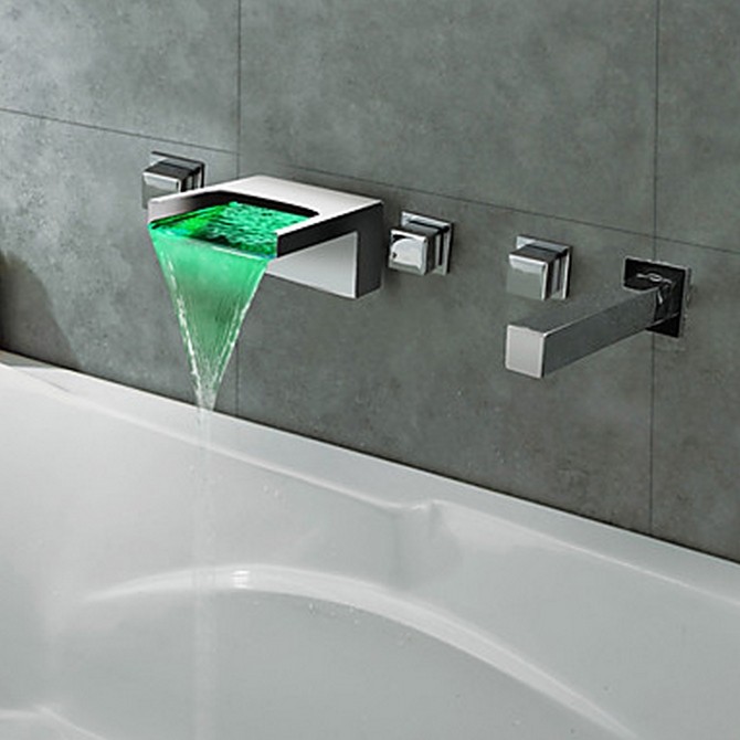 Thermochromic Chrome Finish LED Waterfall Bathroom Tub Tap T8042
