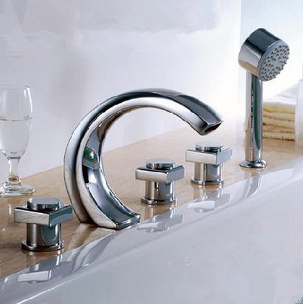 New Chrome Finished Widespread Tub Tap with Hand Shower BT0450 - Click Image to Close